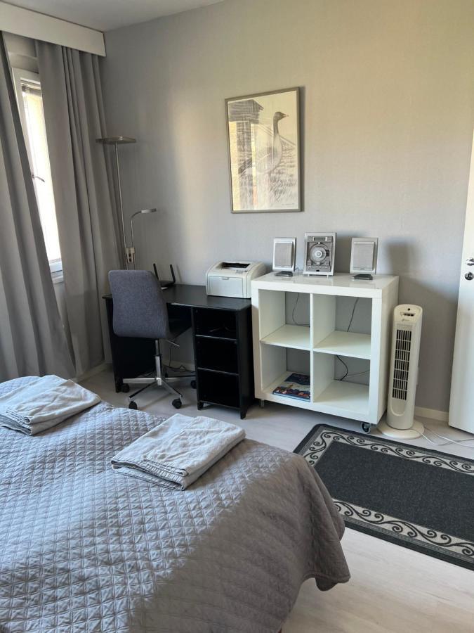 Kemi City L Near Snowcastle, 2 Rooms, Kitchen, Glazed Balcony, Free Parking On Street Exteriör bild