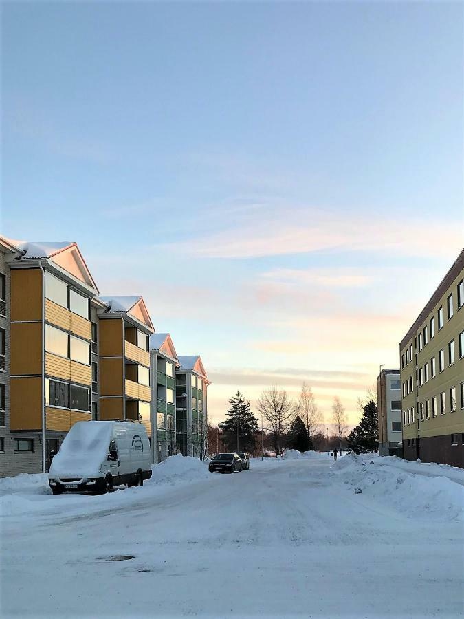 Kemi City L Near Snowcastle, 2 Rooms, Kitchen, Glazed Balcony, Free Parking On Street Exteriör bild