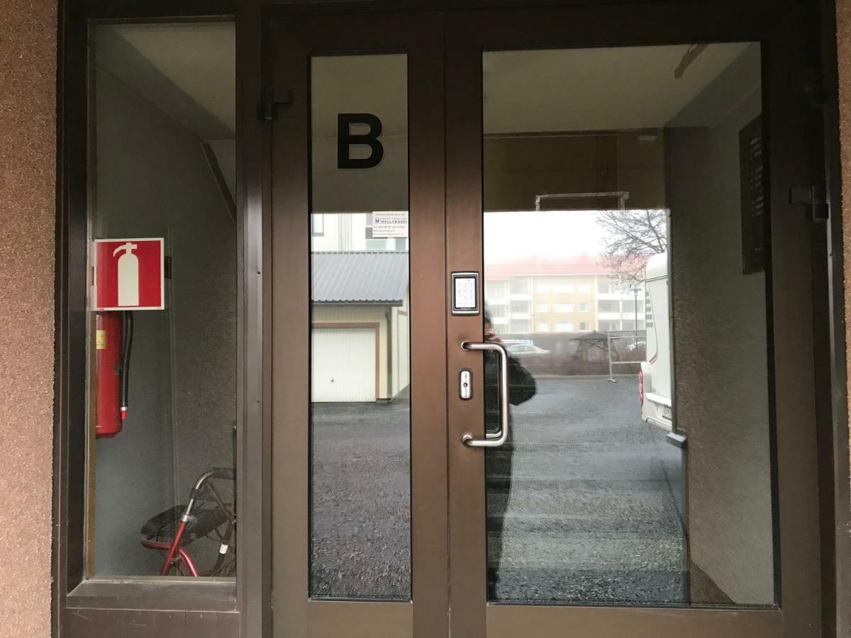 Kemi City L Near Snowcastle, 2 Rooms, Kitchen, Glazed Balcony, Free Parking On Street Exteriör bild