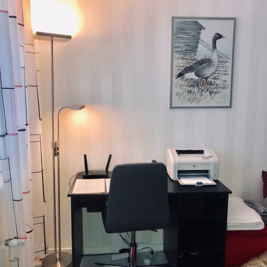 Kemi City L Near Snowcastle, 2 Rooms, Kitchen, Glazed Balcony, Free Parking On Street Exteriör bild